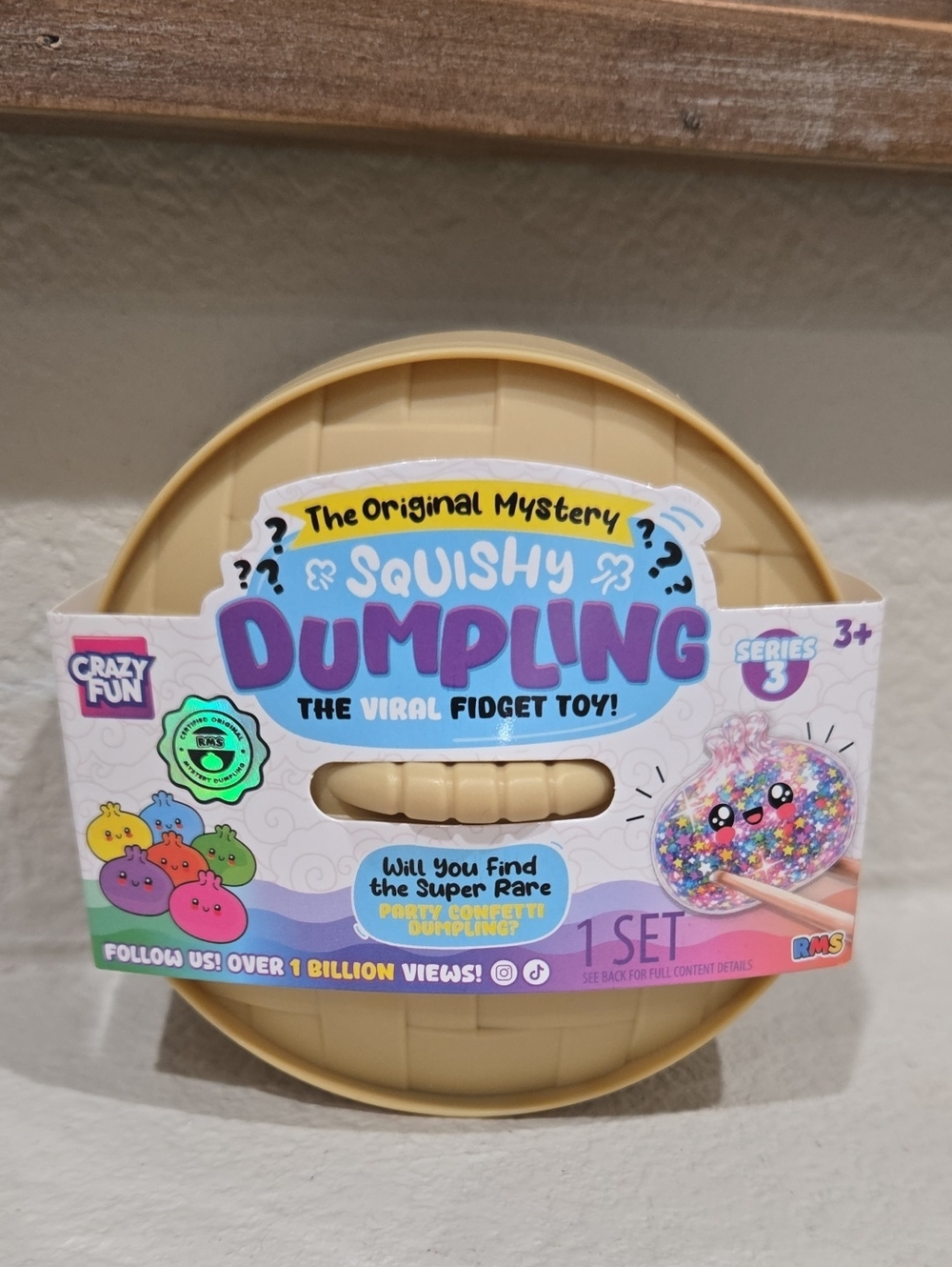 Pink Smiling Dumpling Squishy Toy in Beige Case